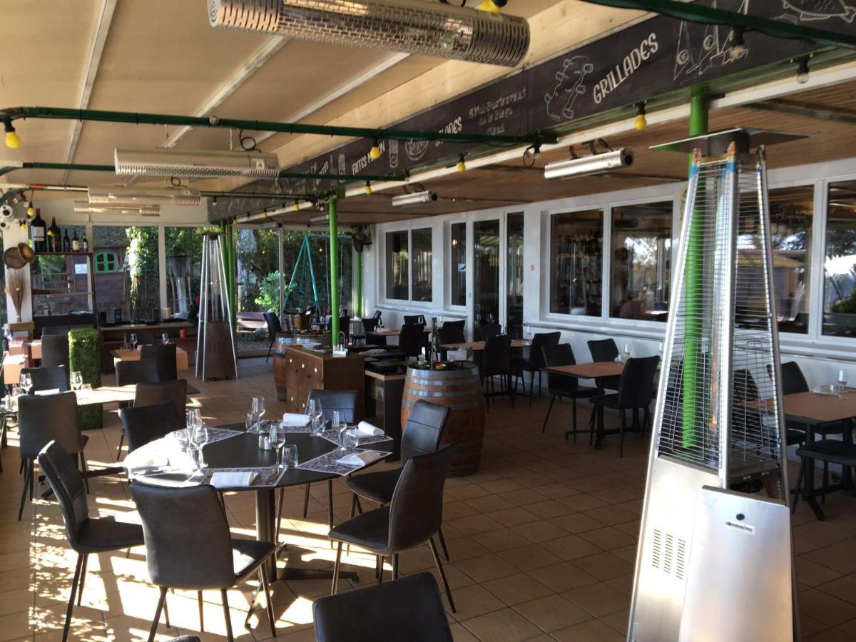 Hotel Restaurant De La Plage Gland Exterior photo